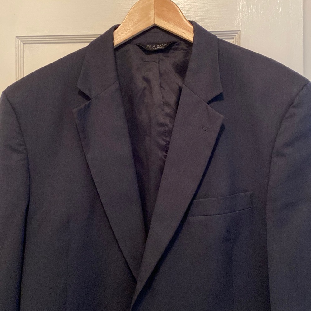 Jos A Bank Navy Blue Blazer - 44R
